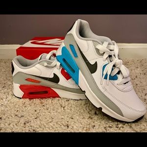 New in Box Nike Air Max sz 3 youth